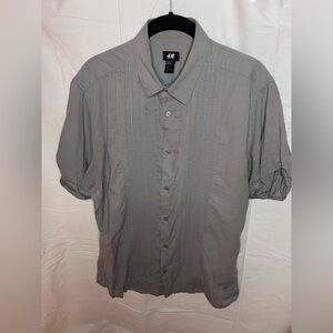H&M Casual Gray Button Down Shirt